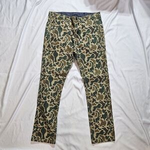 Bullhead "Dillon" Skinny Tapered Leg Camo Pants, Men's 30x30